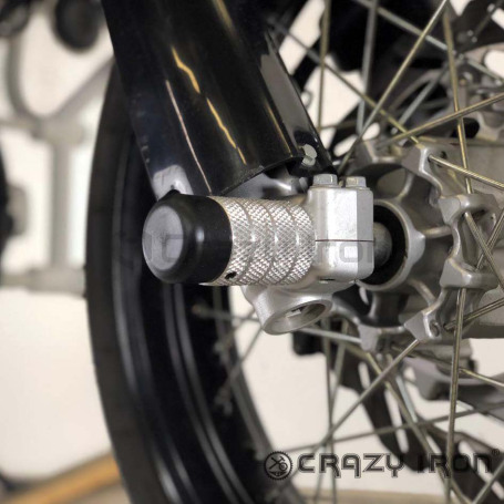 CRAZY IRON Front axle pegs YAMAHA WR250 `08-`17 (фото 1, фотография 1)