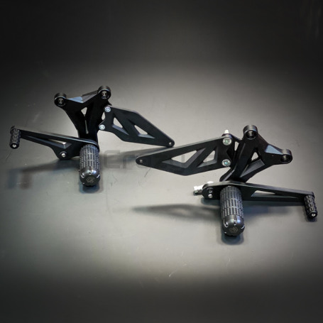 CRAZY IRON Rearset STUNT Kawasaki ZX-6R; Kawasaki ZX-6R 636 `09-`18, black anode (фото 1, фотография 1)