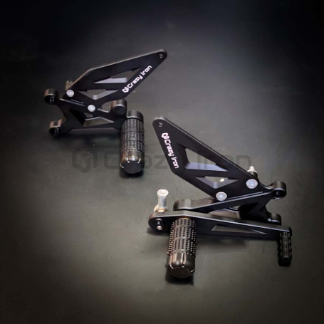 CRAZY IRON Rearset STUNT TRIUMPH Street Triple 675, 675R, black anode (фото 1, фотография 1)