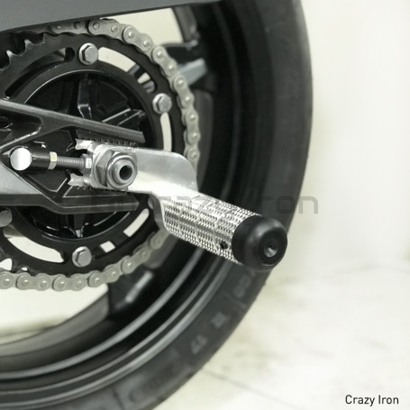 CRAZY IRON Rear axle pegs BMW G310R, G310GS (фото 2, фотография 2)