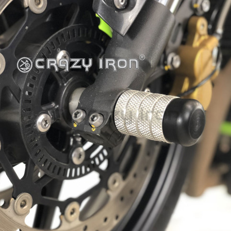 CRAZY IRON Front axle pegs TRIUMPH Street Triple 675, 675R `07- (фото 2, фотография 2)