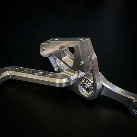 CRAZY IRON CNC Adjustable Subcage YAMAHA YZF-R6 `03-`05 (фото 5, фотография 5)