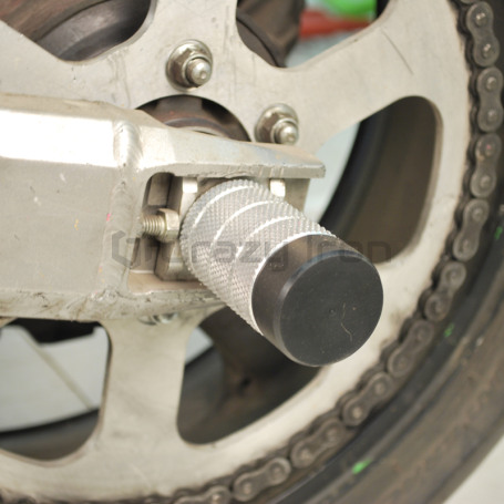 CRAZY IRON Rear axle pegs KAWASAKI ZX-6R `03-`04 (фото 2, фотография 2)
