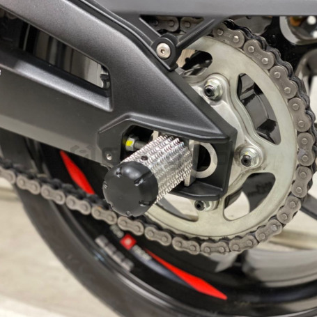 CRAZY IRON Rear axle pegs APRILIA SHIVER 900 (фото 1, фотография 1)