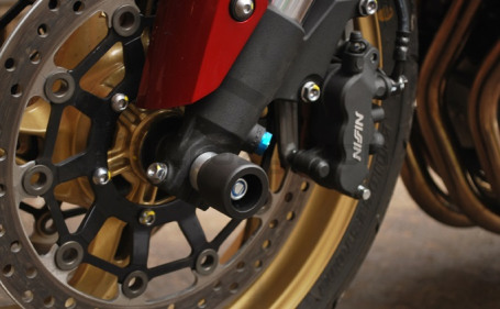 CRAZY IRON Slider set for front axle HONDA CB1000R `08-`17 (фото 1, фотография 1)