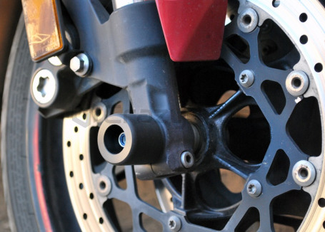 CRAZY IRON Slider set for front axle YAMAHA FZ1 (фото 1, фотография 1)