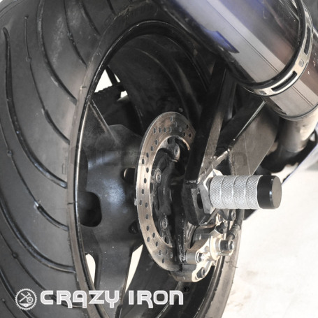 CRAZY IRON Rear axle pegs SUZUKI GSX-R600, GSX-R750 `04-`05 (фото 1, фотография 1)