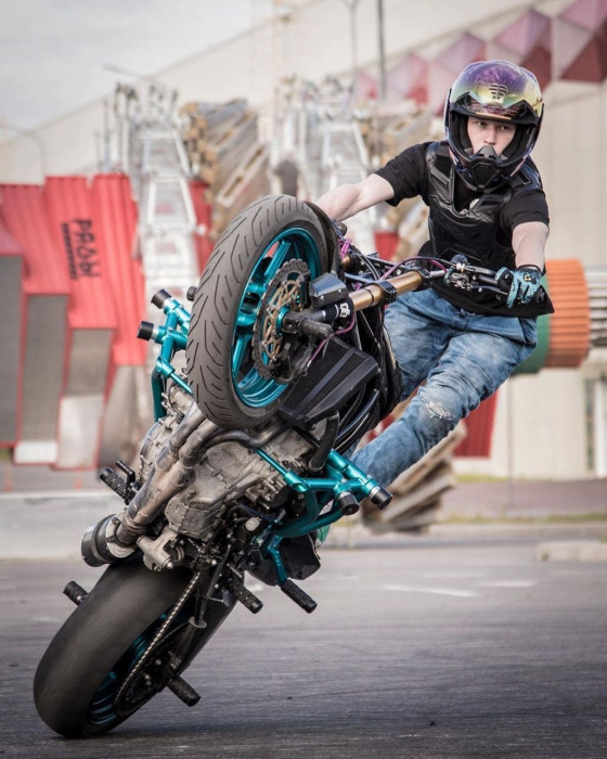 Project Kawasaki ZX6R for Danila Zhelanov