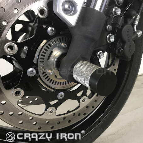 CRAZY IRON Front axle pegs SUZUKI GSR750 (фото 3, фотография 3)