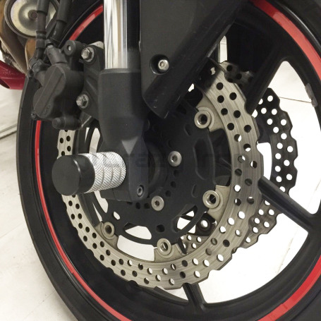 CRAZY IRON Front axle pegs KAWASAKI Z750 `07-`12 (фото 1, фотография 1)