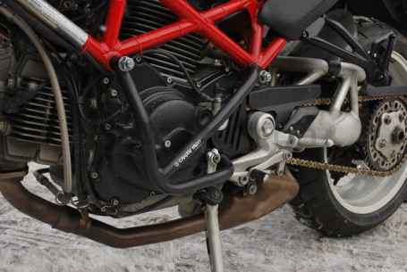 CRAZY IRON Engine Crashbar DUCATI Monster 600, 620, 695, 750, 800, 900, 900S, S2R, S2R 1000 (фото 1, фотография 1)