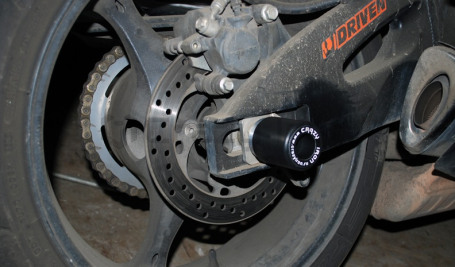 CRAZY IRON Slider set for rear axle SUZUKI GSXR1000 `09-`11 (фото 1, фотография 1)