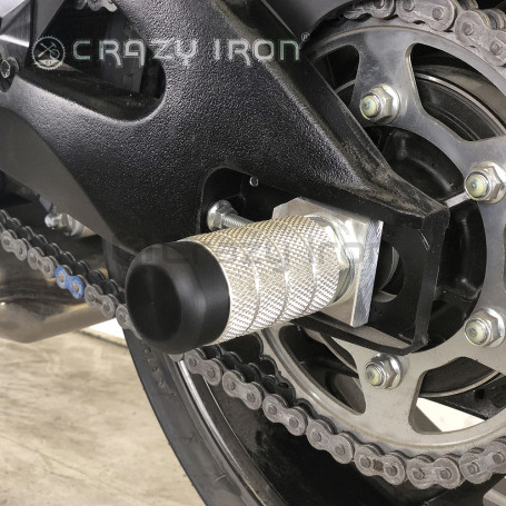 CRAZY IRON Rear axle pegs SUZUKI GSX-S1000, GSX-S1000S Katana (фото 2, фотография 2)