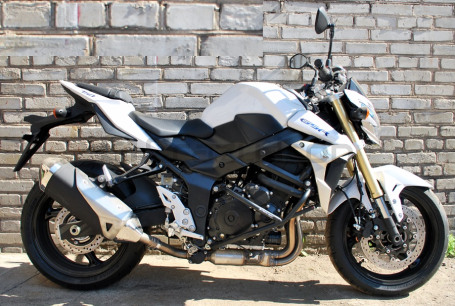 CRAZY IRON Engine Crashbar SUZUKI GSR750 (фото 1, фотография 1)