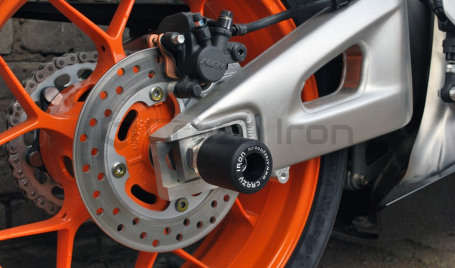CRAZY IRON Slider set for rear axle HONDA CBR600RR (фото 1, фотография 1)